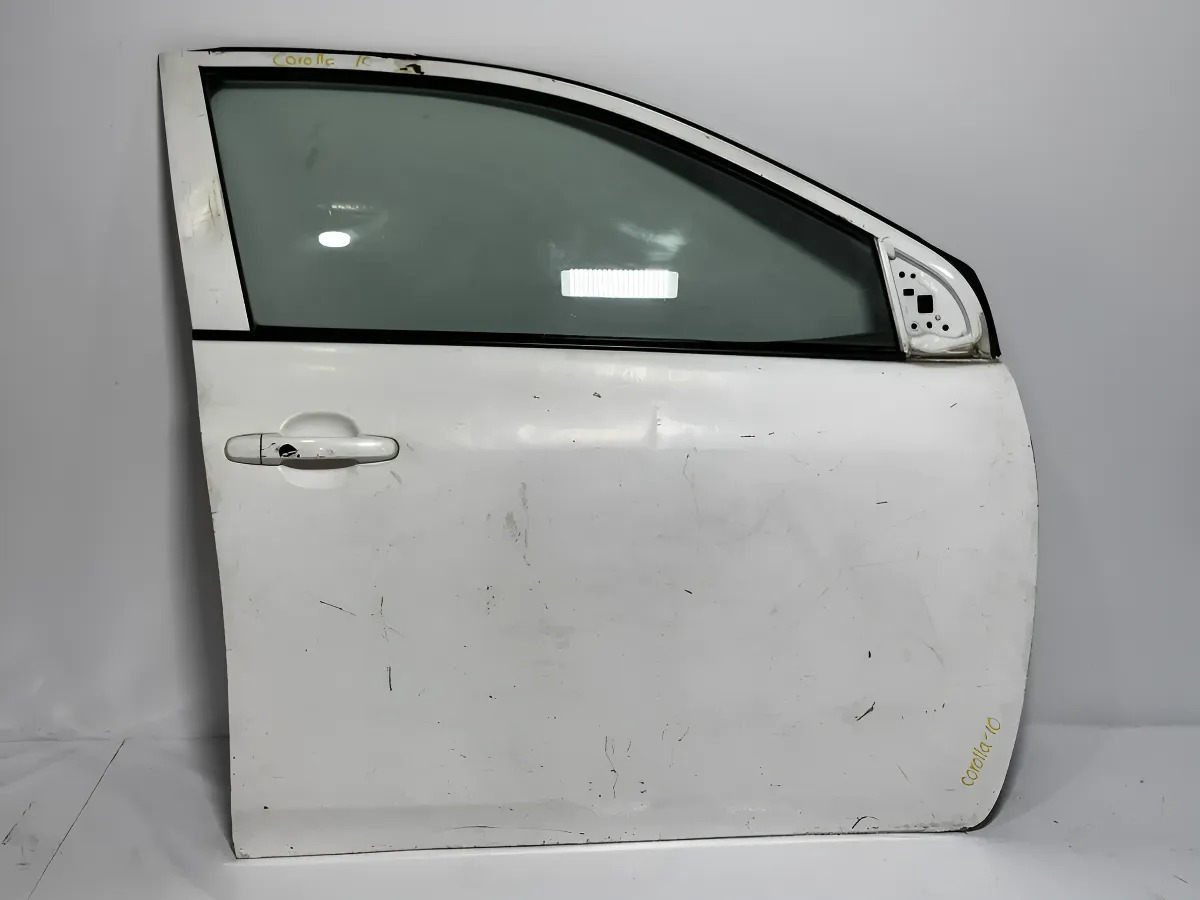 Puerta Delantera Derecha Corolla 2009 2010 2011 2012 2013 Delantera Derecho Blanco