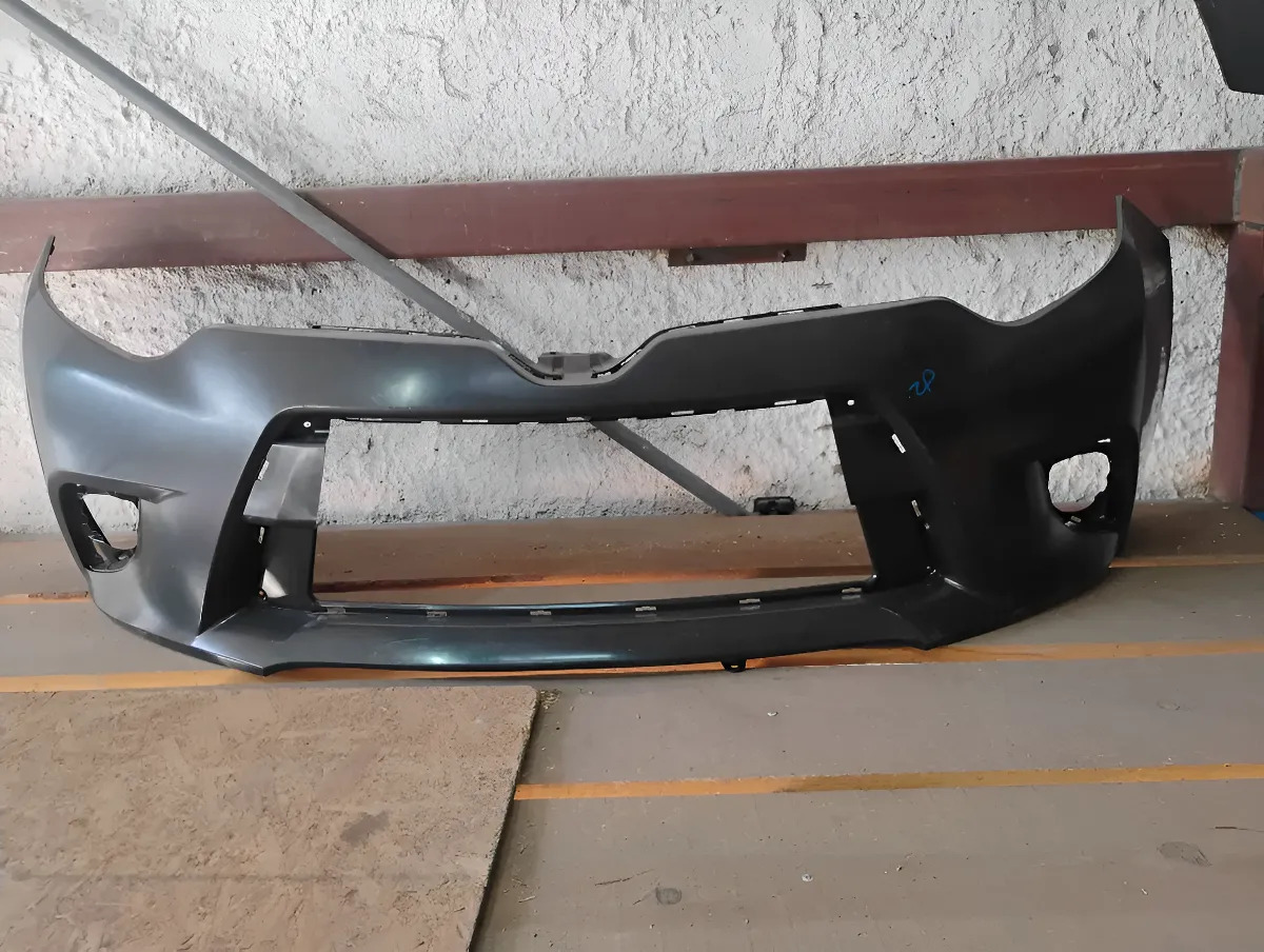 Toyota Corolla 2014 - 2016 Fascia Delantera Usado Generico