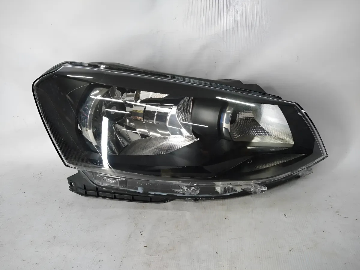 Volkswagen Gol 2013 - 2016 Faro Derecho Usado Original