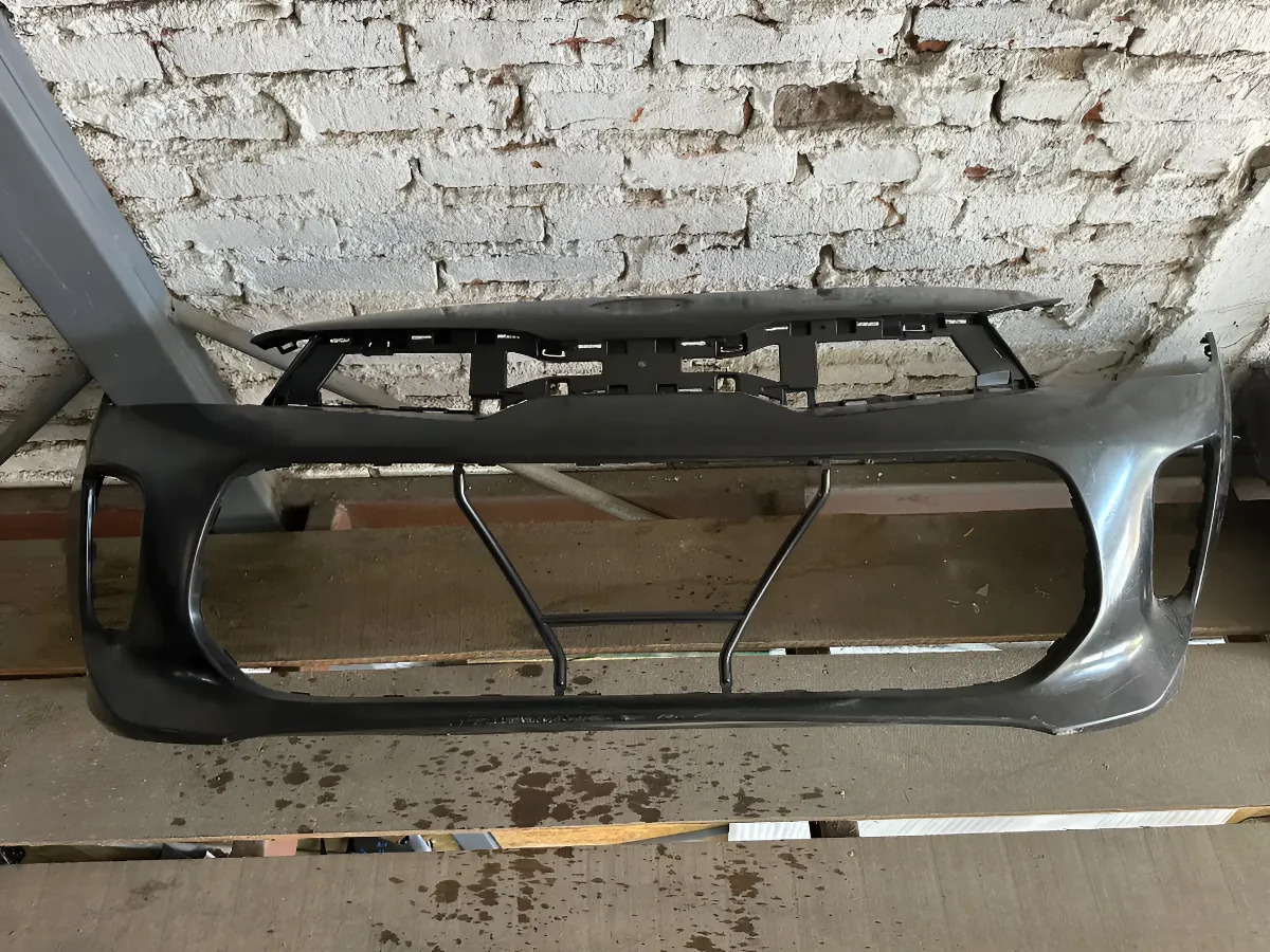 Kia Rio 2018 - 2020 Fascia Delantera Usado Generico