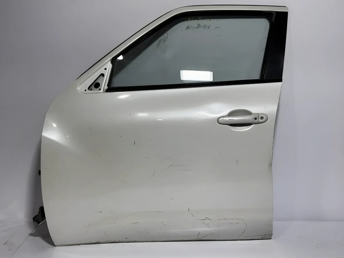 Nissan Juke 2011 - 2017 Puerta Delantera Izquierdo Usado Original