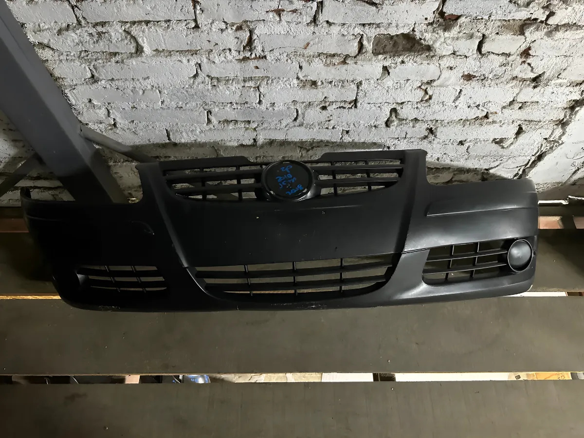 Volkswagen Pointer 2007 - 2009 Fascia Delantera Usado Generico