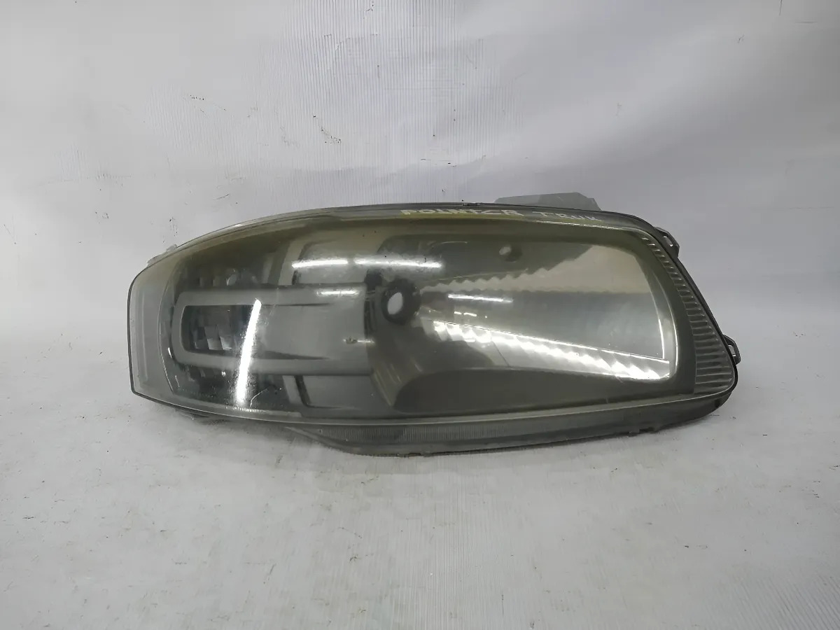 Volkswagen Pointer 2006 - 2009 Faro Derecho Usado Original