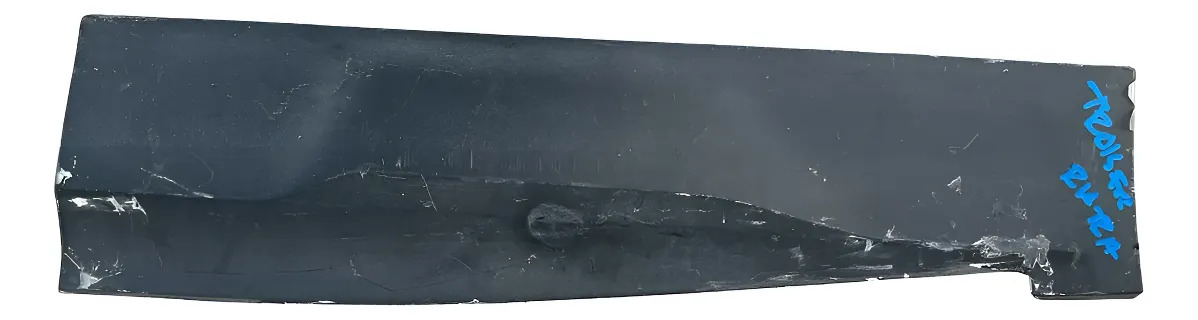 Chevrolet Tracker 2020 - 2025 Molduras para Puertas Trasera Derecho Usado Original