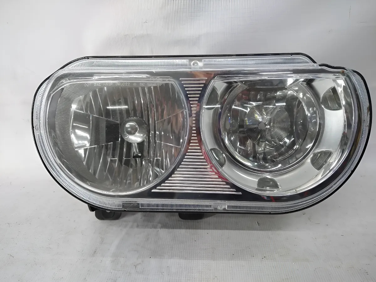 Dodge Challenger 2008 - 2014 Faro Derecho Usado Original
