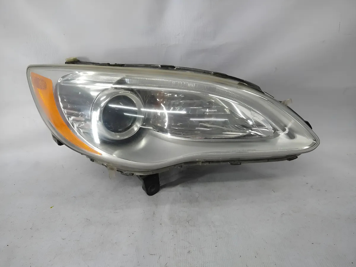 Chrysler 200 2012 - 2014 Faro Derecho Usado Original
