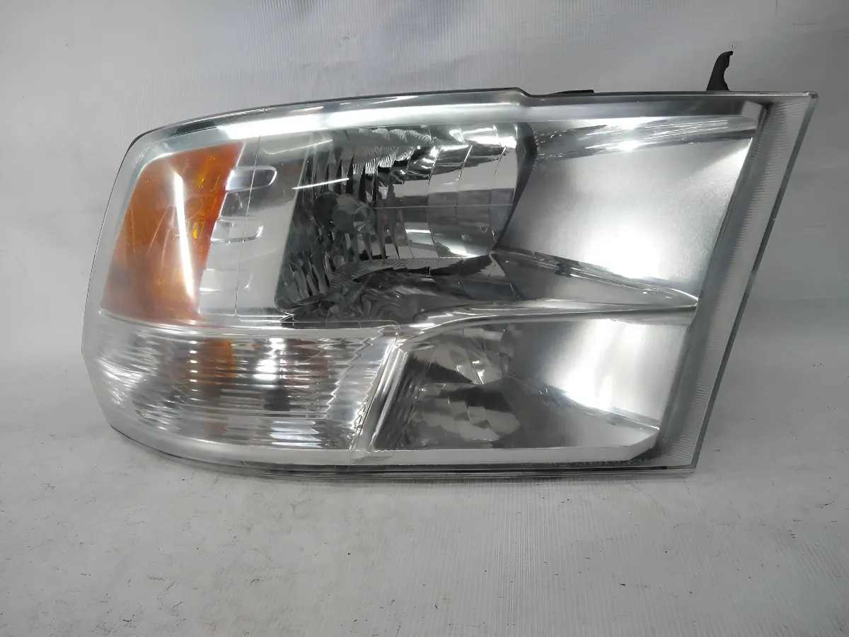 Dodge Ram 1500 2010 - 2012 Faro Derecho Usado Original