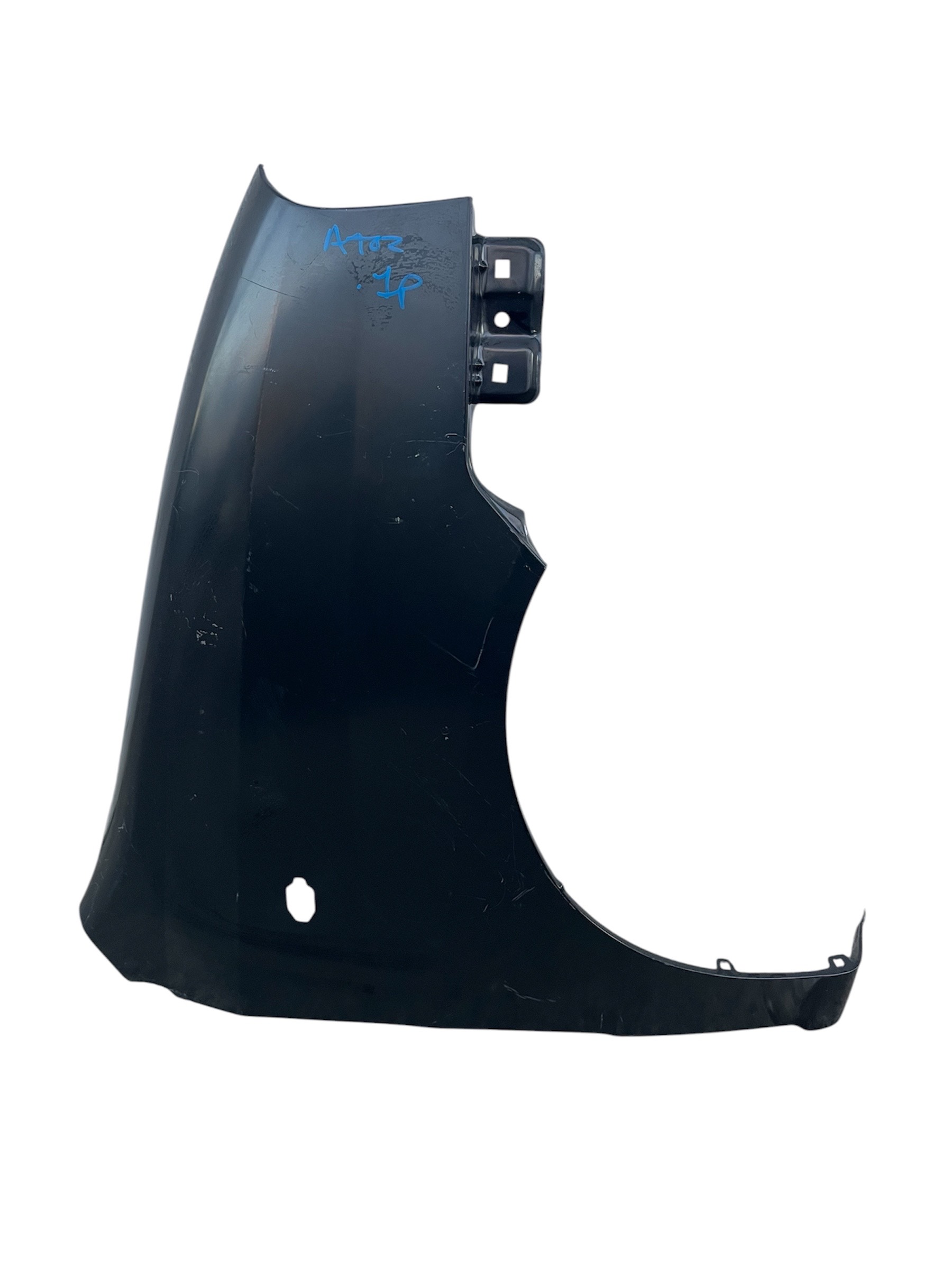 Dodge Atos 2001 - 2004 Salpicadera Delantera Derecho Usado Generico