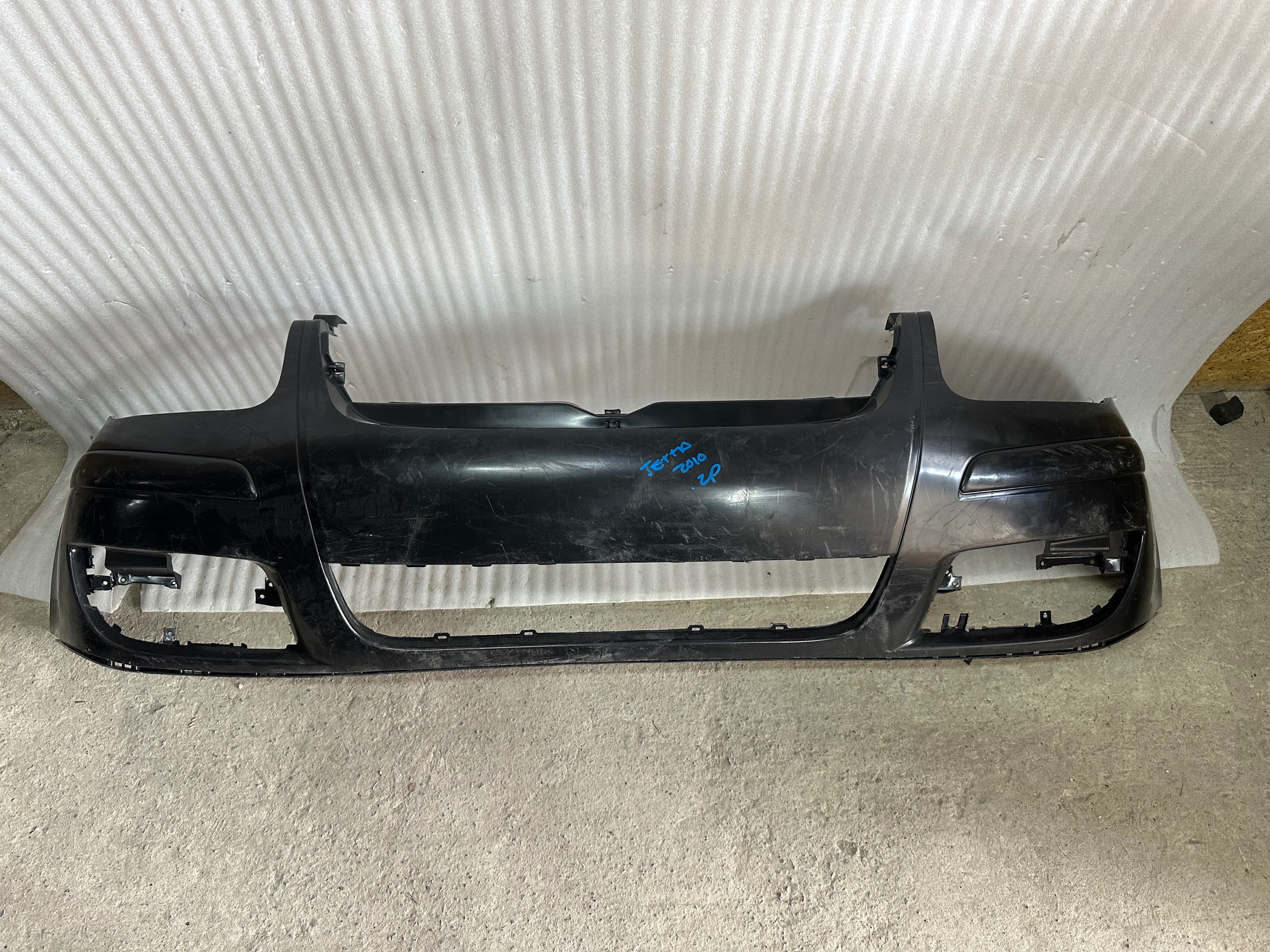 Volkswagen Jetta 2008 - 2015 Fascia Delantera Usado Generico
