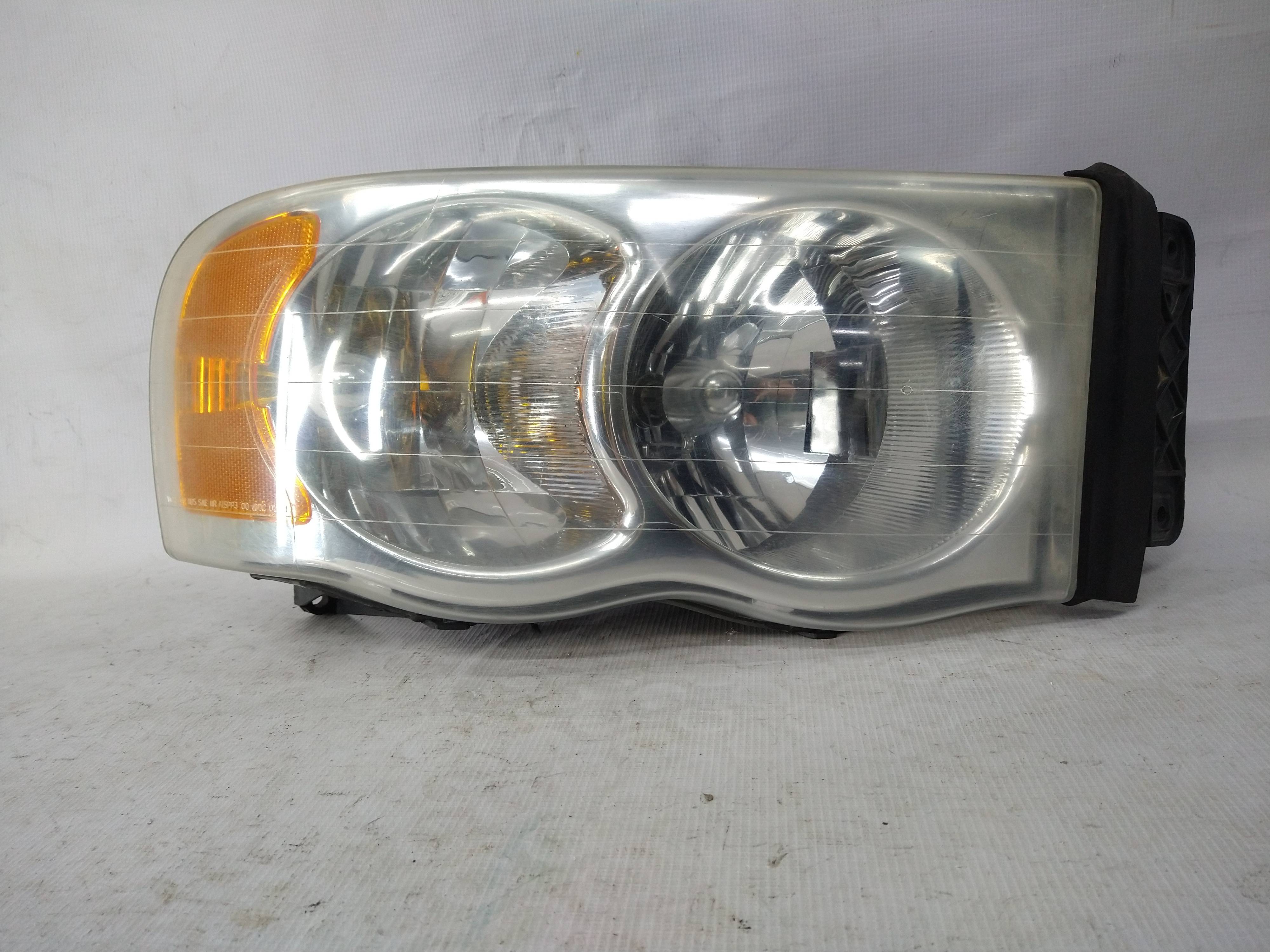 Dodge Ram 1500 2002 - 2005 Faro Derecho Usado Original