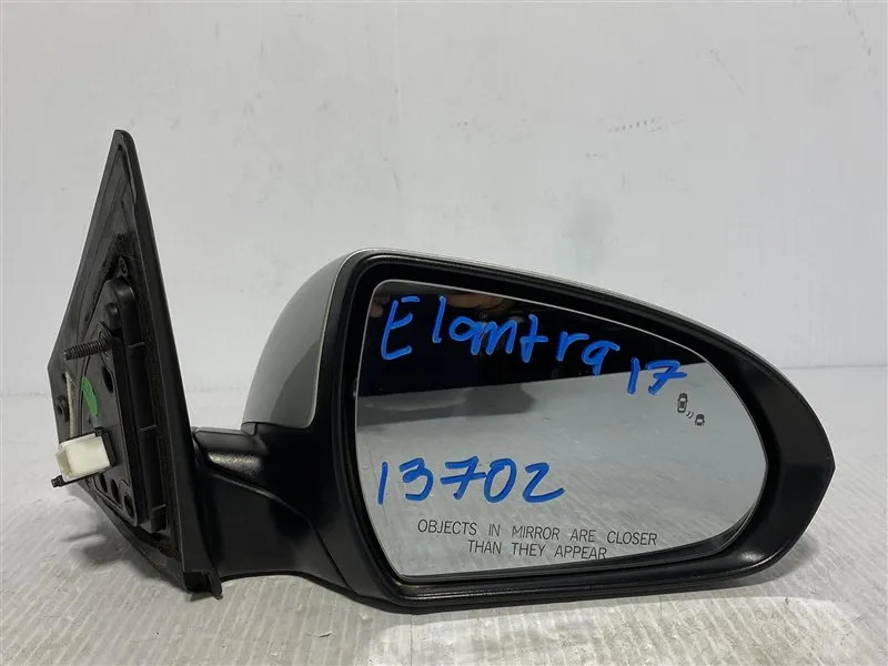 Espejo Derecho Hyundai Elantra 2017 4 Puertas Original