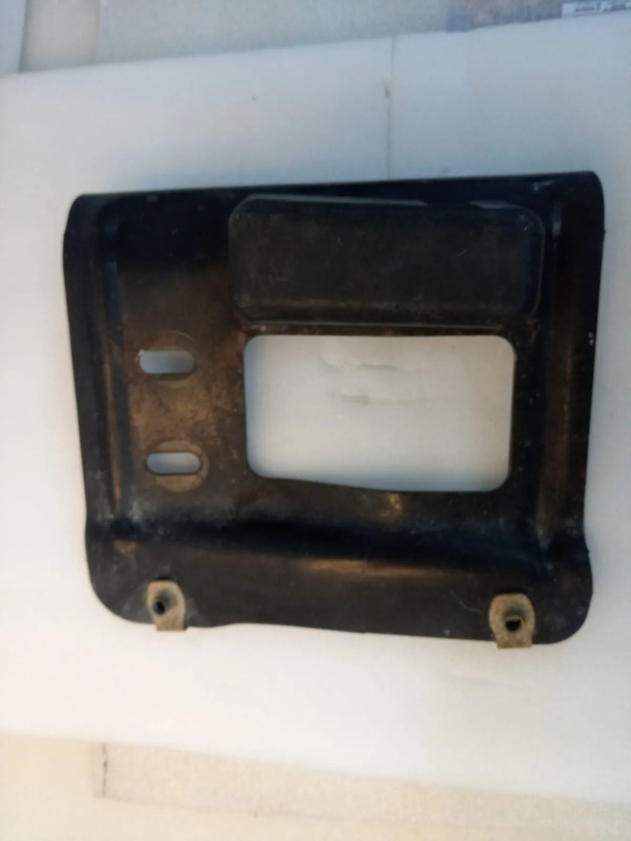 Brazo Defensa Delantero Izquierdo Ford Super Duty 2011/2016. Negro
