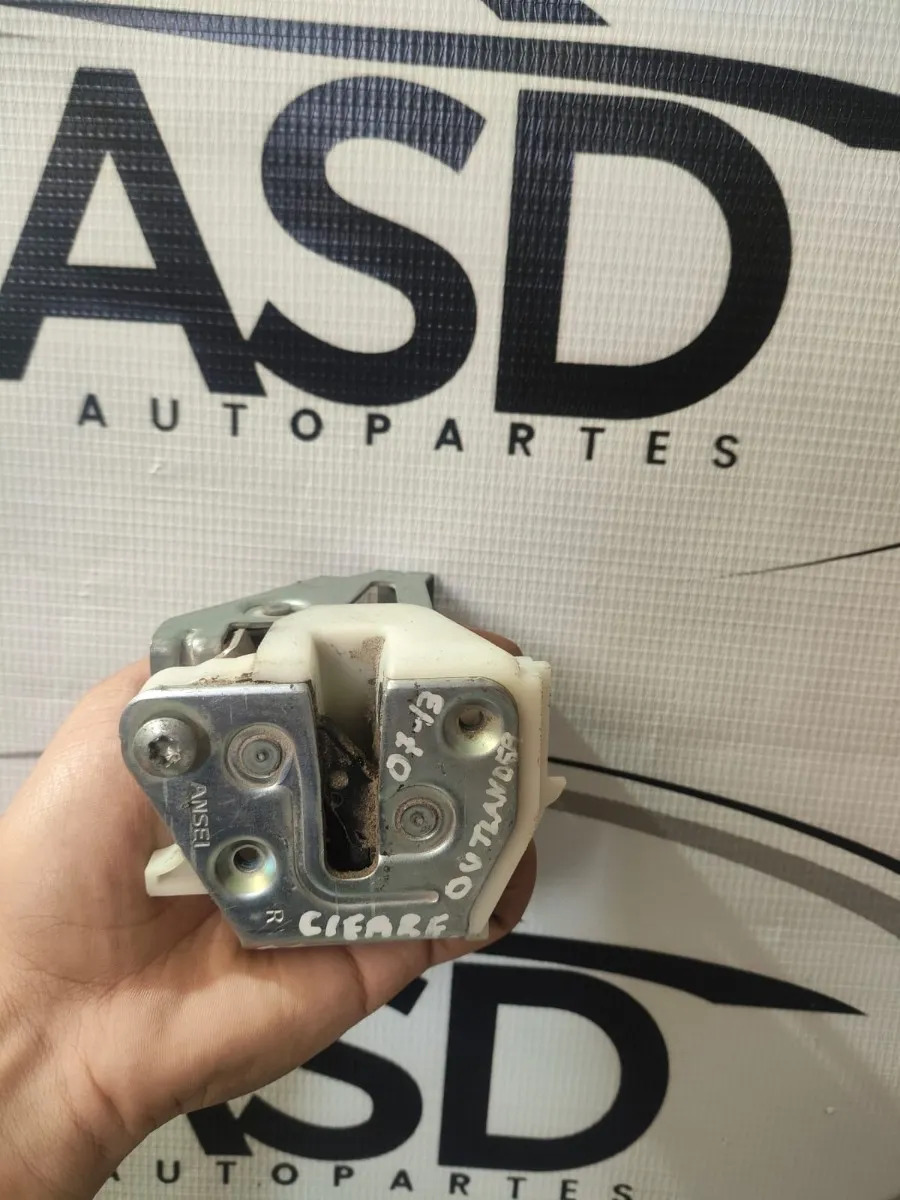 Chapa Tapa Trasera Mitsubishi Outlander 2007-2013