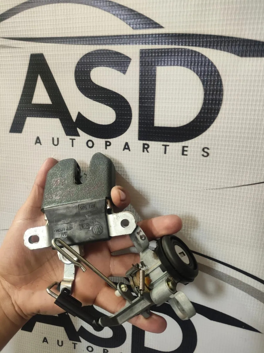 Chapa Cajuela Con Llave Vw Polo 2016