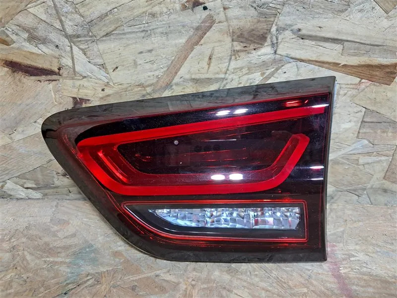 Calavera Interior Derecho(a) Chevrolet Blazer 2023 5 Puertas