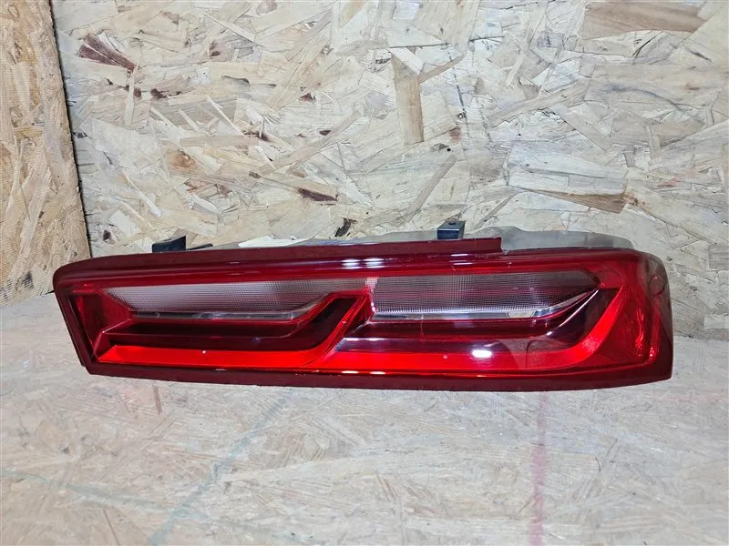 Calavera Exterior Derecho(a) Chevrolet Camaro 2017 2 Puertas