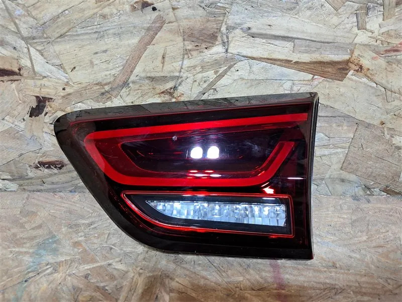 Calavera Interior Derecho(a) Chevrolet Blazer 2023 5 Puertas