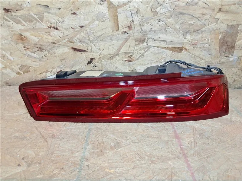 Calavera Exterior Derecho(a) Chevrolet Camaro 2017 2 Puertas