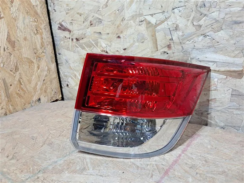 Calavera Exterior Derecho(a) Honda Odyssey 2015 5 Puertas