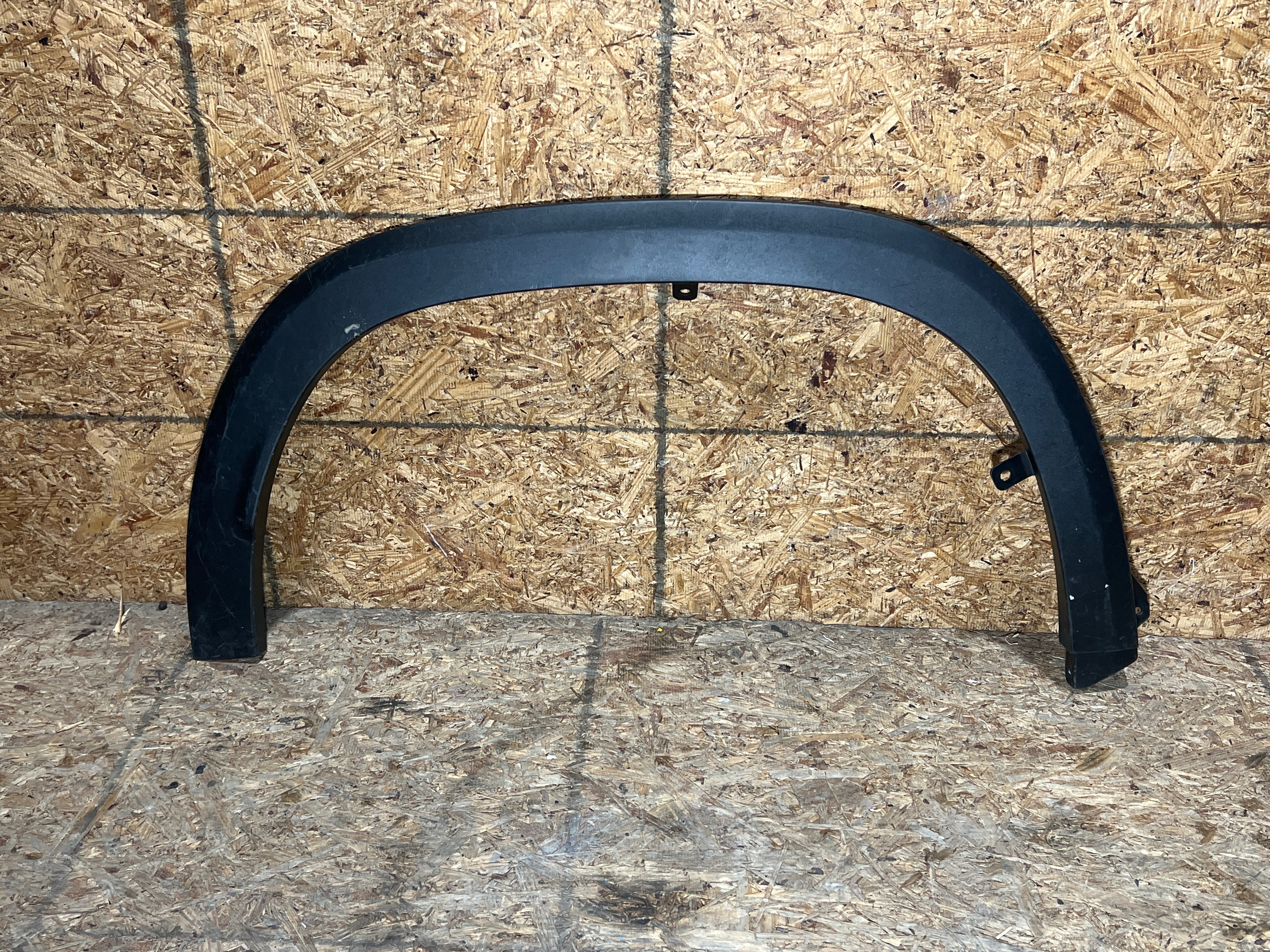 Suzuki Grand vitara 2024 - 2025 Cantonera Delantera Derecho Usado Original