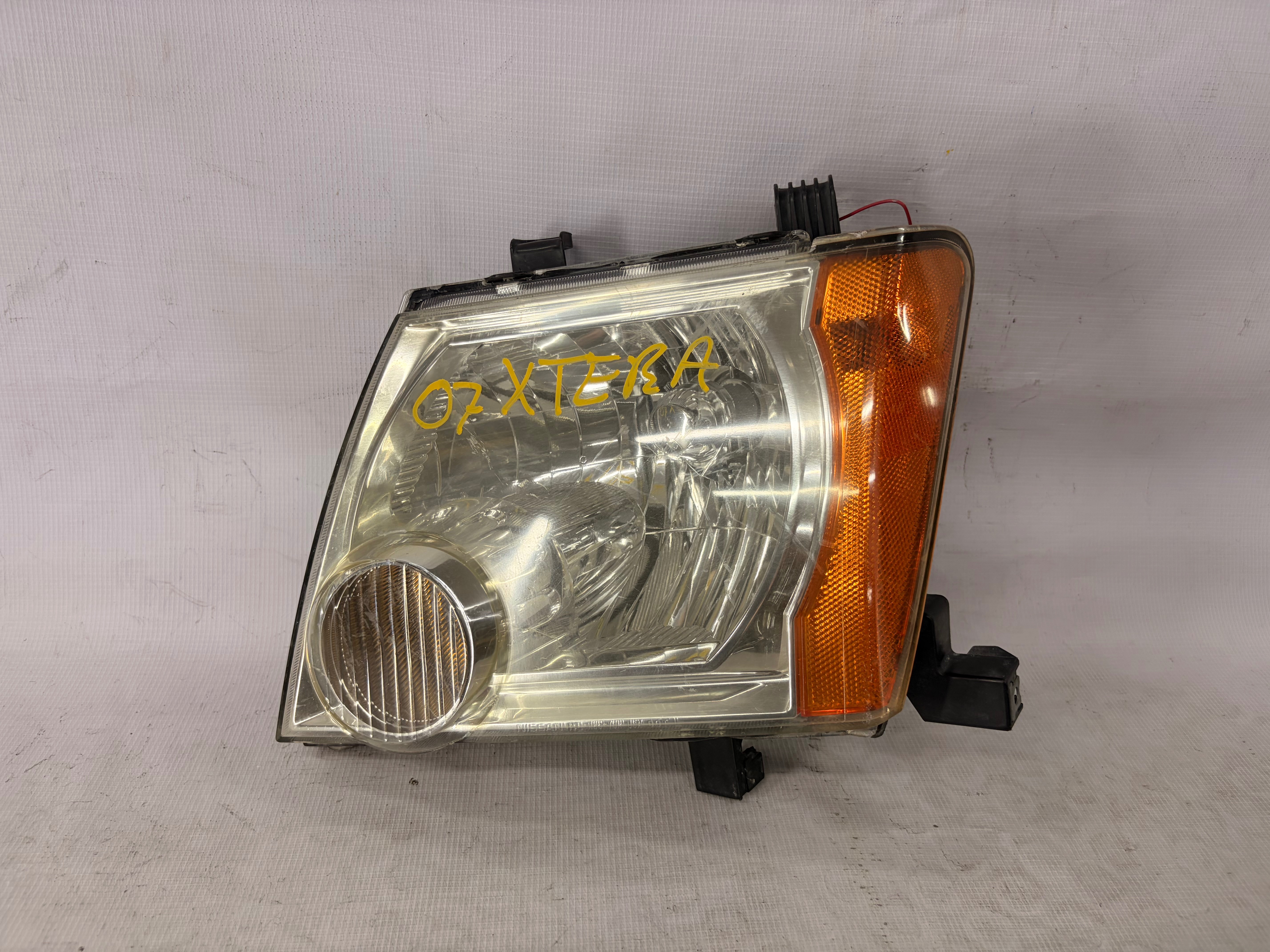 Nissan Xterra 2005 - 2009 Faro Izquierdo Usado Original