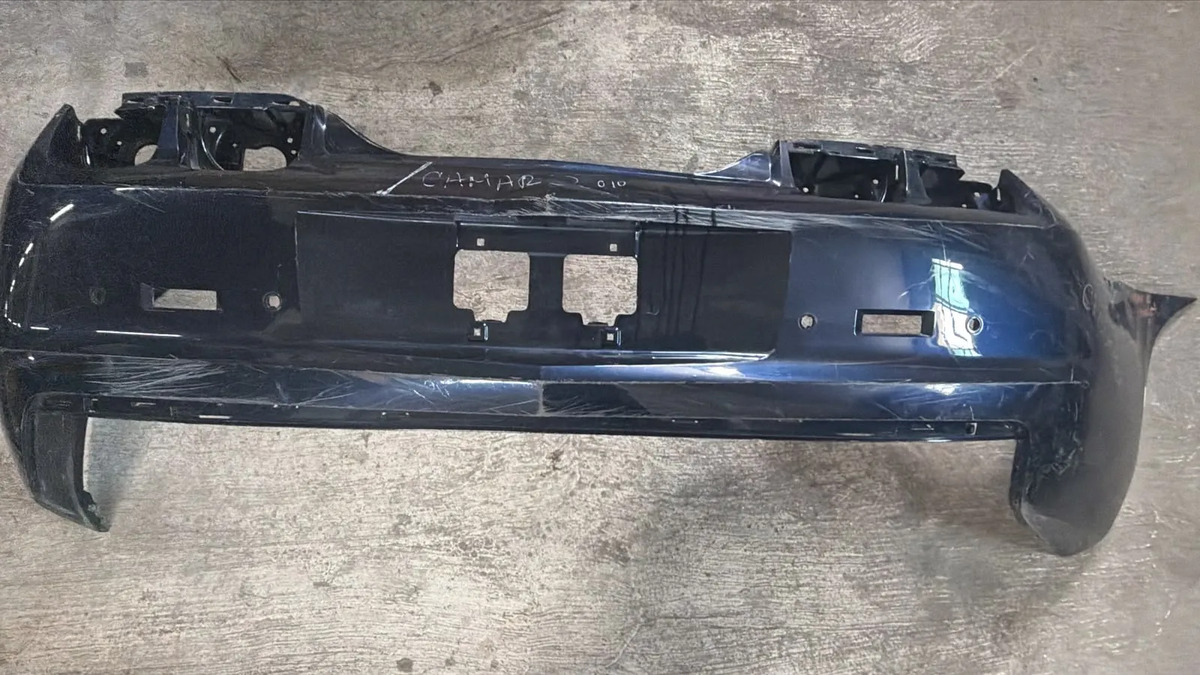 Fascia Trasera Chevrolet Camaro 2010-2015 Usado Original