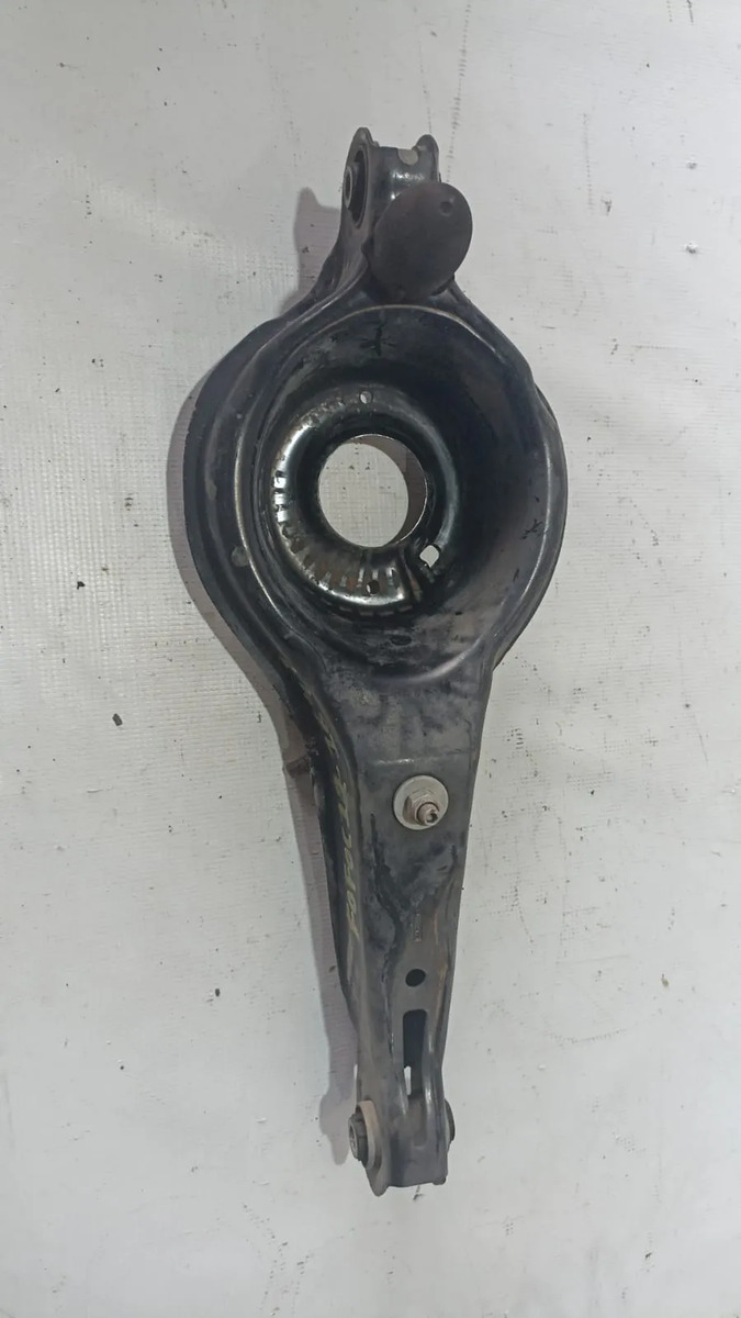 Horquilla Trasera Lh Ford Focus 2012-2018 2.0l Usada