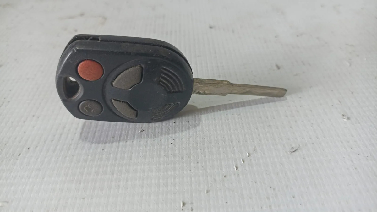 Llave Ford Focus 2012-2018 Sedan 2.0 Aut.