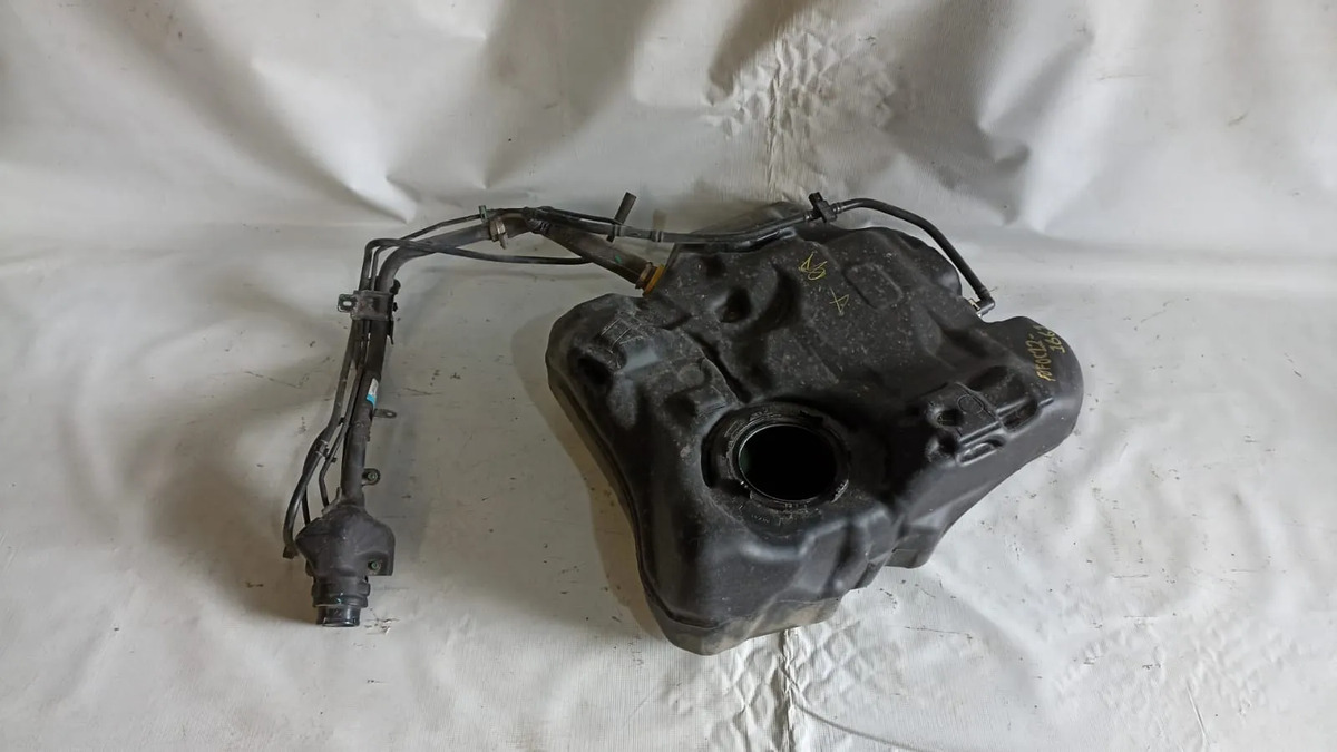 Tanque De Gasolina Ford Focus 2012-2018 2.0l Usado Original