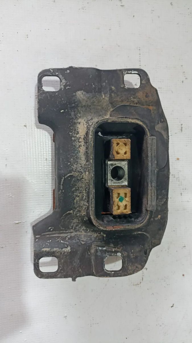 Soporte De Motor Lh Ford Focus 2012-2018 2.0l Usado Original