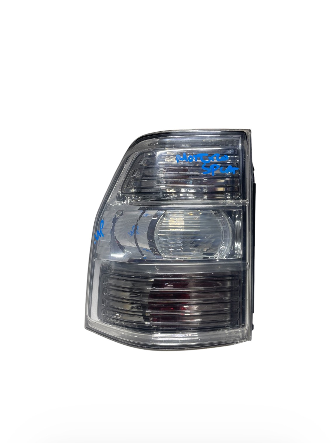 Mitsubishi Montero sport 2007 - 2010 Calavera Izquierdo Usado Original