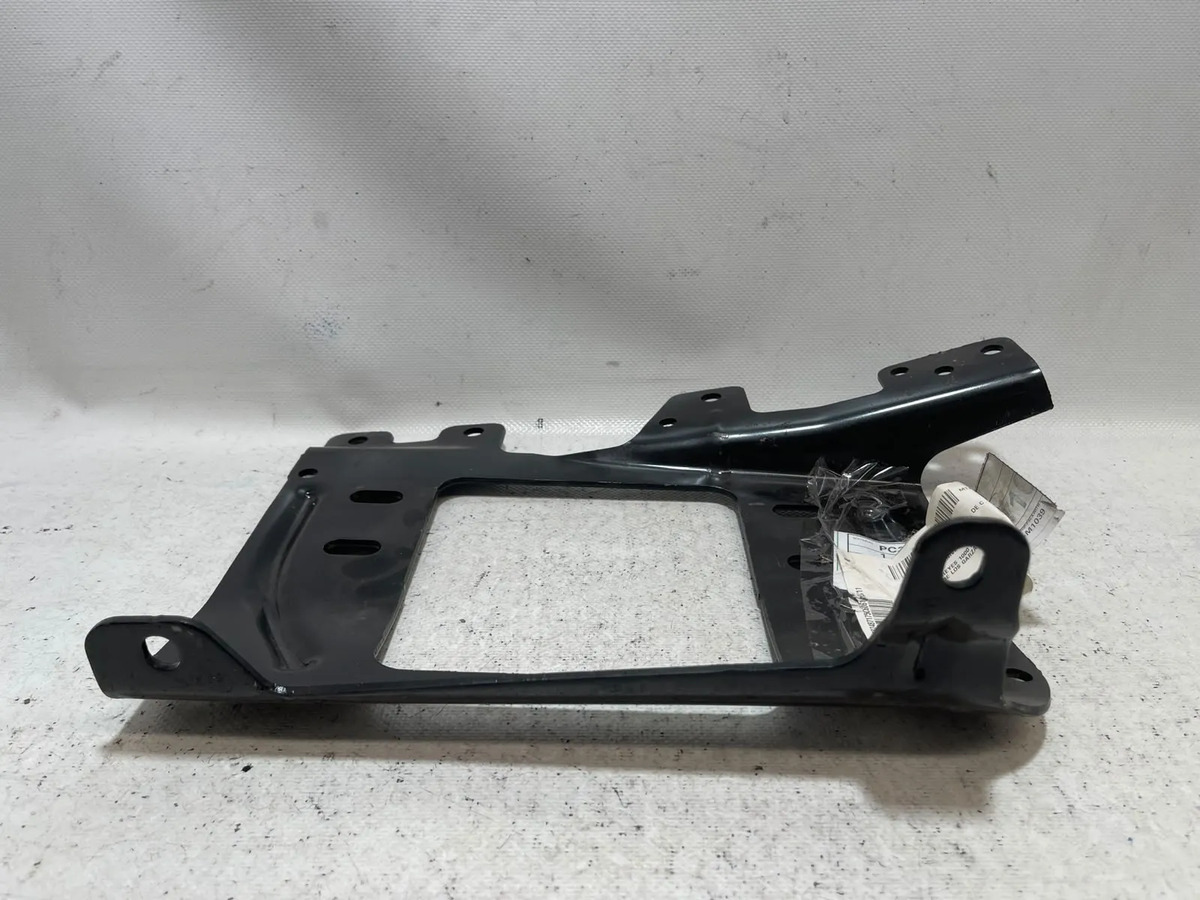 Base Guia Delantera Derecha Ford F 250 350 2023 2024 2025