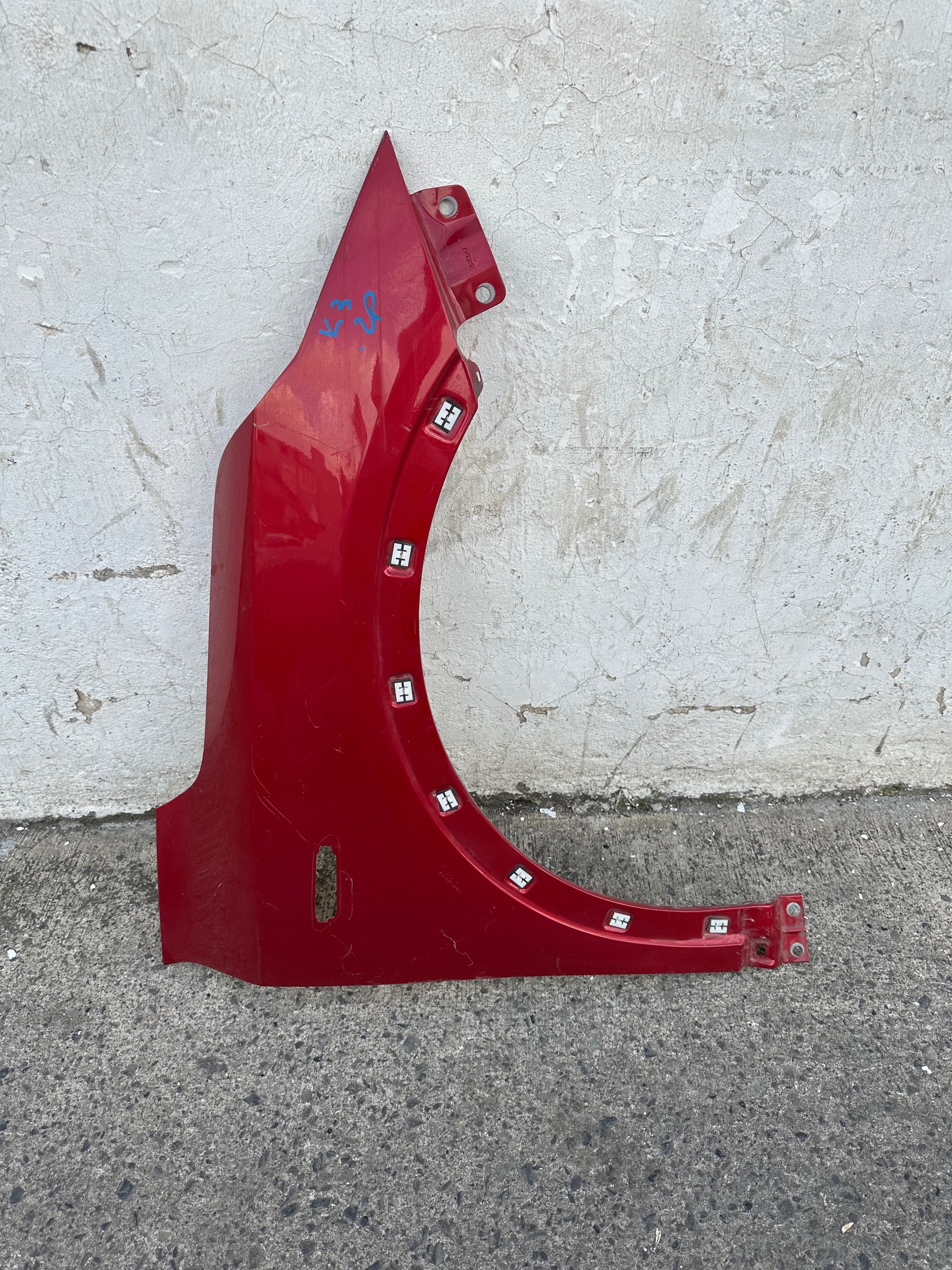 Kia K3 2024 - 2026 Salpicadera Delantera Derecho Usado Original