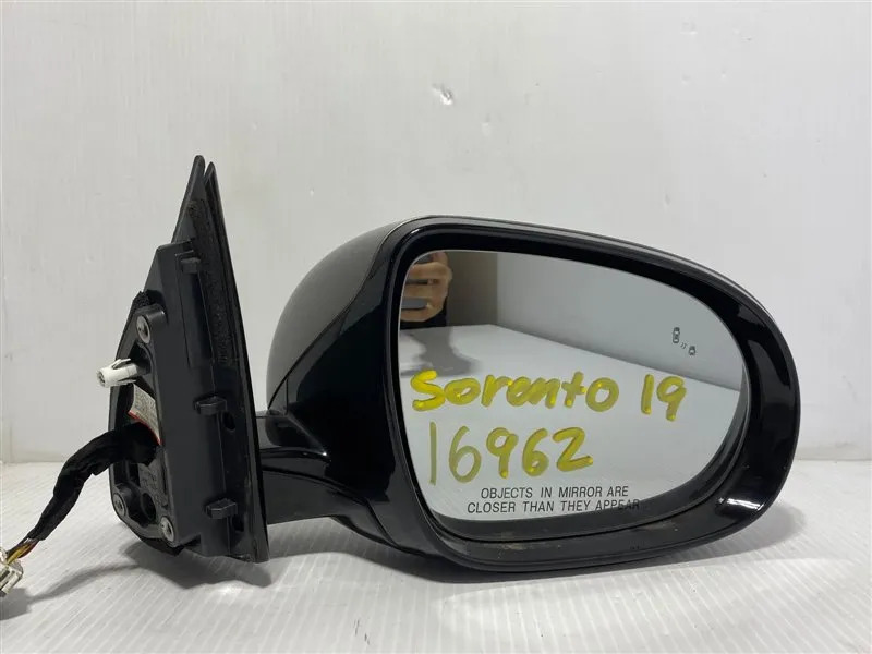 Espejo Delantero(a) Derecho Kia Sorento 2019 4 Puertas