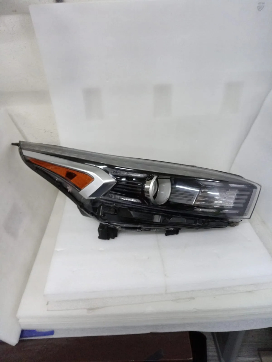 Faro Derecho Kia Forte 2022/2023. C/detalle. Derecho/pasajero