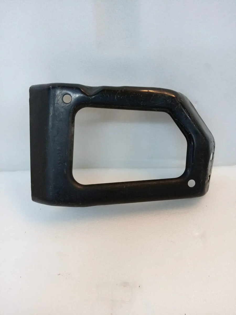 Brazo De Defensa Trasera Izquierda Chev.avalanche 2007/2013 Negro