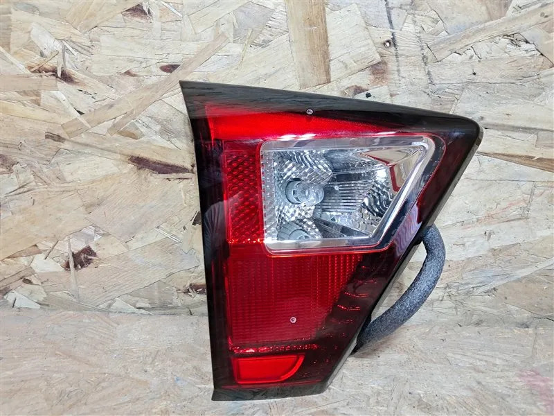 Calavera Interior Izquierdo(a) Ford Escape 2019 5 Puertas