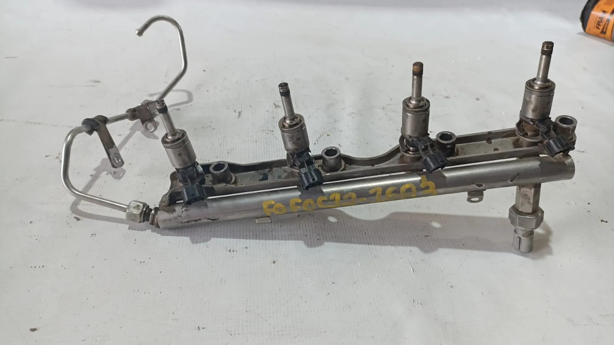 Riel De Inyectores C/inyectores Ford Focus 2.0l 2012-2018