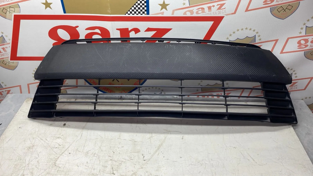 Toyota Corolla 2014 - 2016 Parrilla Delantera Usado Generico