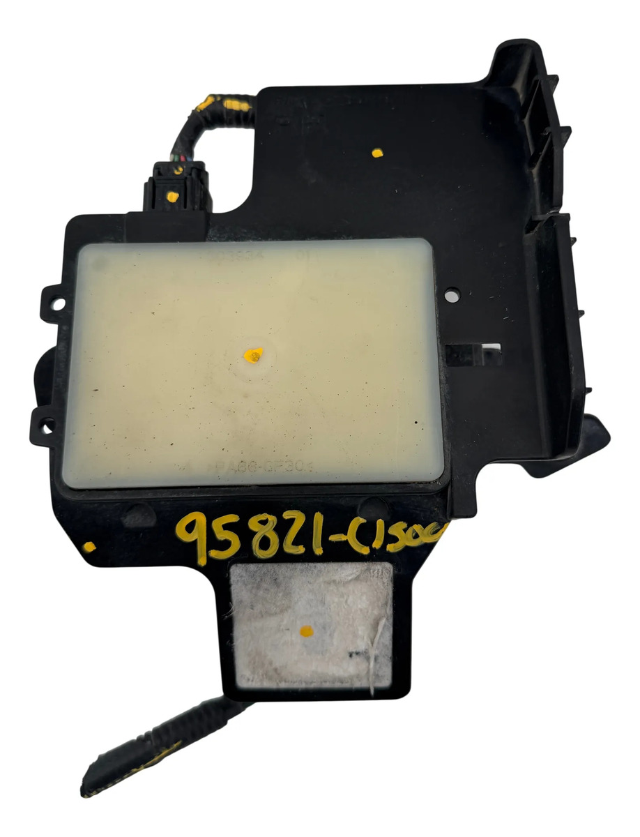 Sensor Punto Ciego Hyundai Sonata 2018 2019 Der 95821-c1500