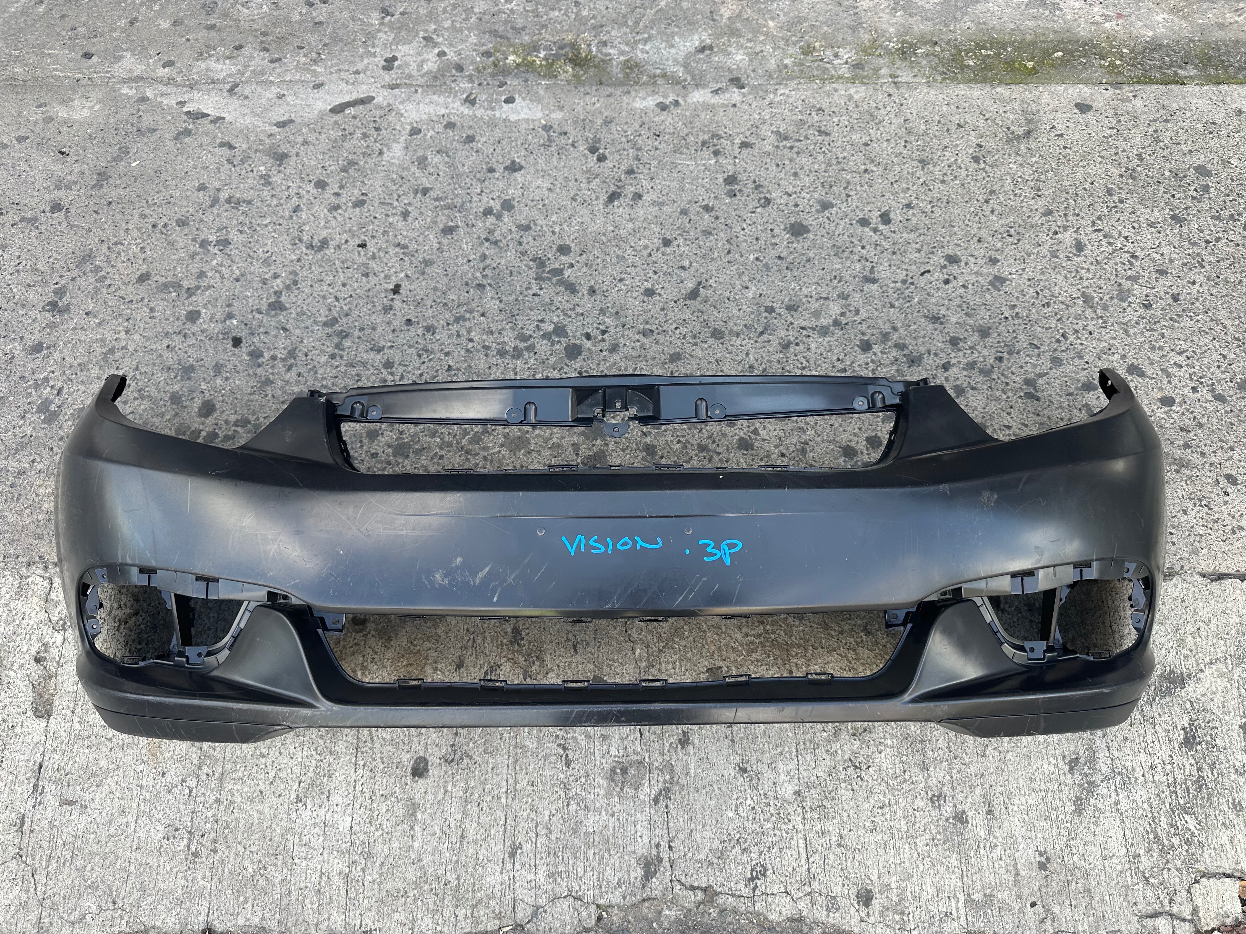 Dodge Vision 2015 - 2018 Fascia Delantera Usado Generico