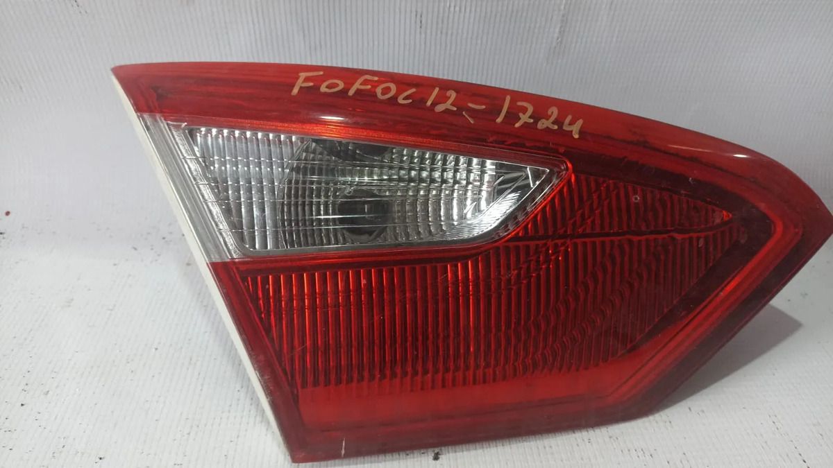 Intercalavera Rh Ford Focus 2012-2018 Sedan 2.0 Aut. Rojo