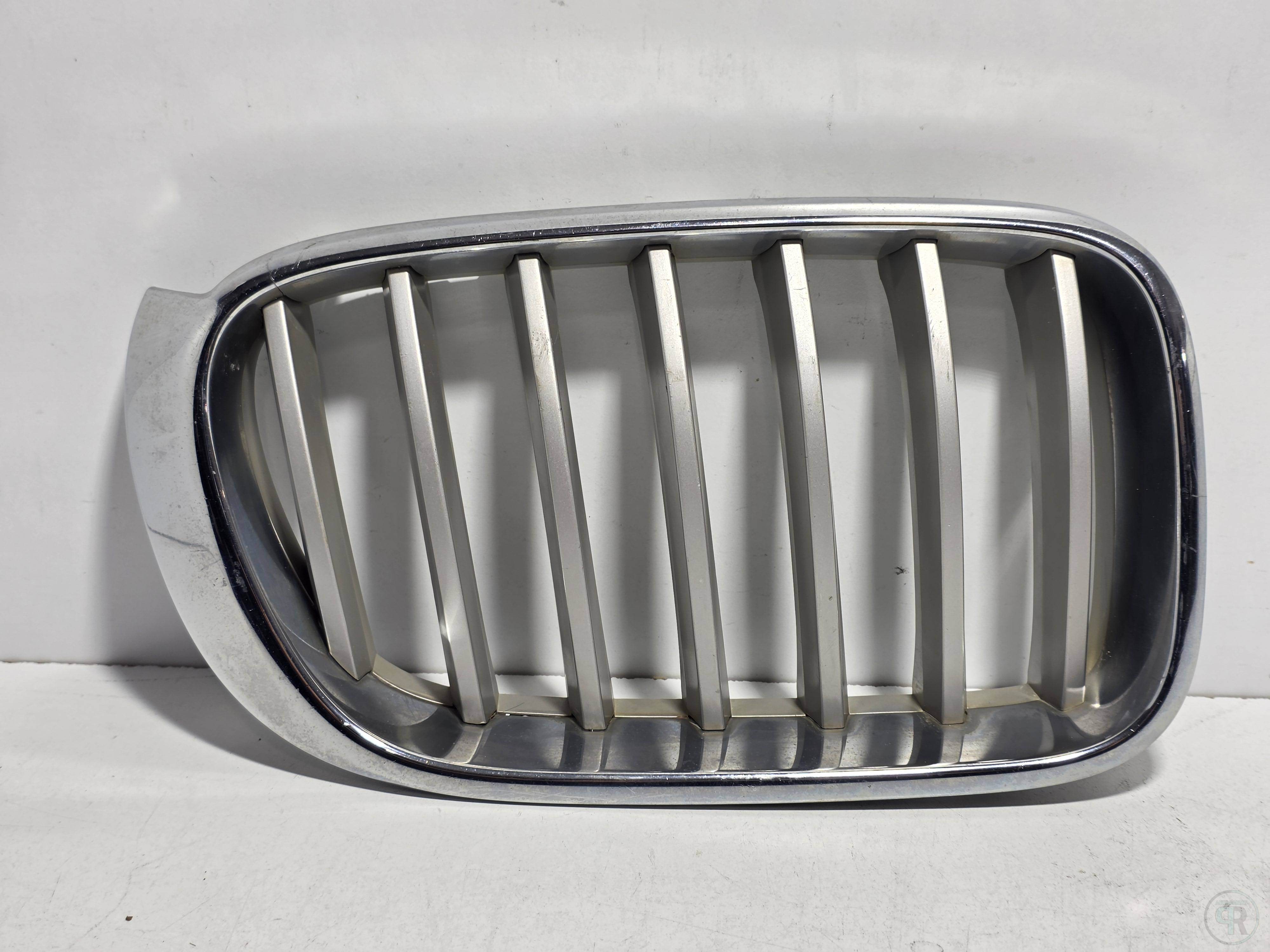 Bmw X3 2010 - 2014 Parrilla Delantera Derecho Usado Original