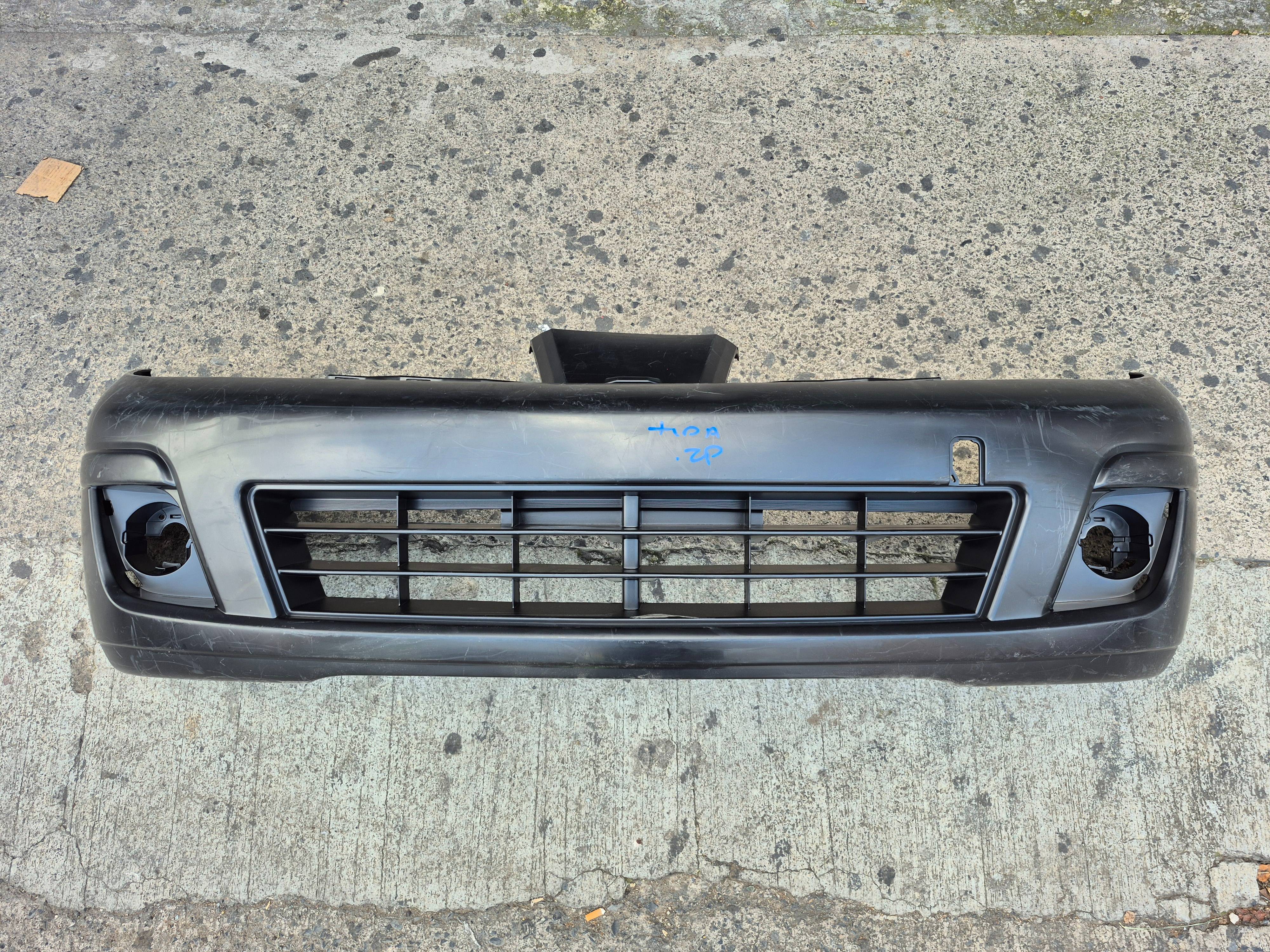 Nissan Tiida 2007 - 2009 Fascia Delantera Usado Generico