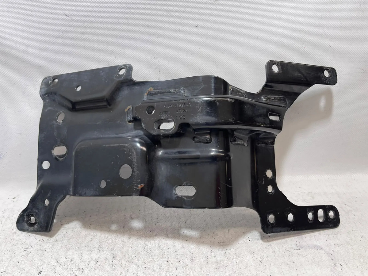 Guia Soporte Delantera Izquierda  Ford F 150 2024 2025