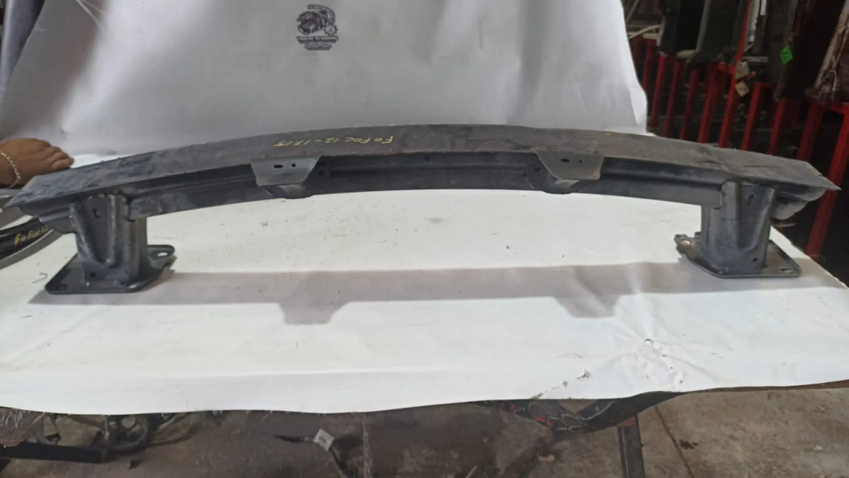 Refuerzo Trasero Ford Focus 2012-2018 Sedan 2.0 Aut.