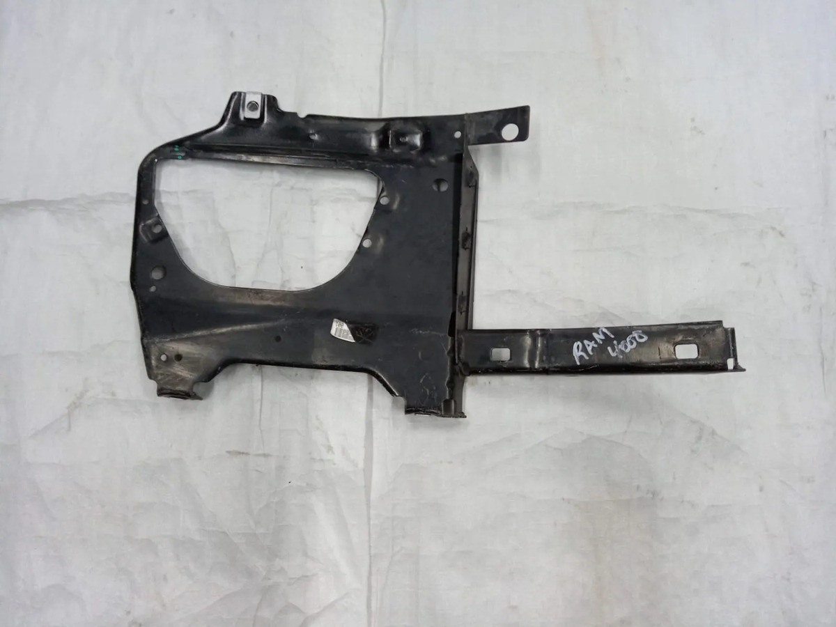 Brazos De Defensa Delt.derecha Ram 2500/3500 2010/2018. Negro