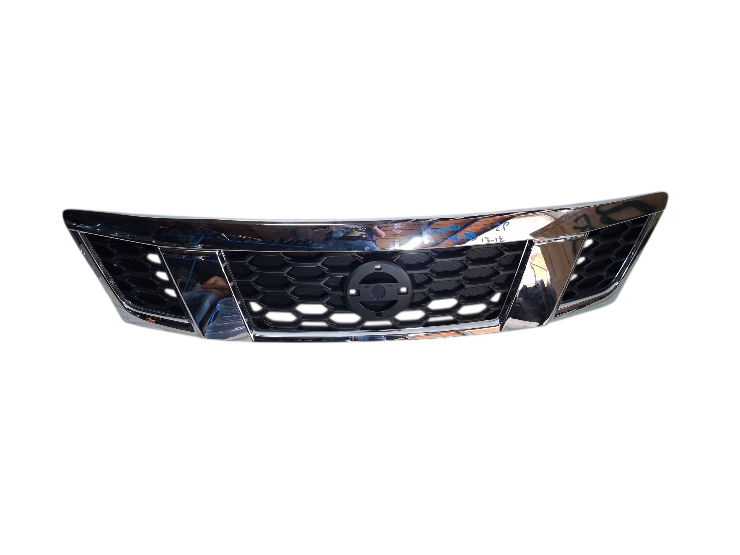 Nissan Urvan 2013 - 2018 Parrilla Usado Generico