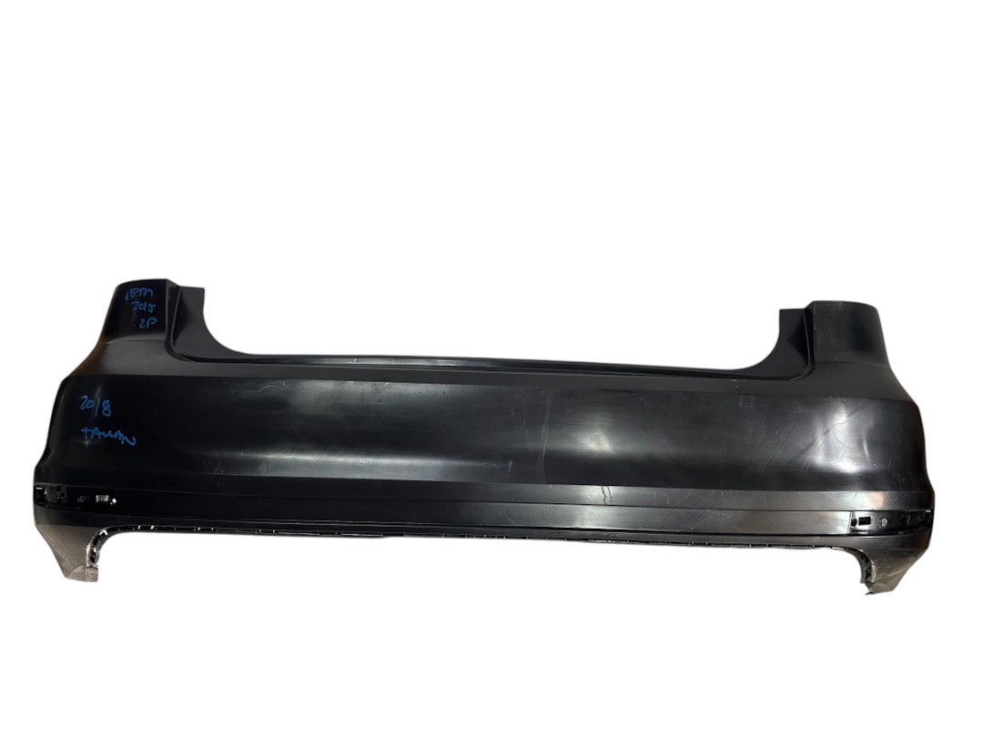 Volkswagen Jetta 2015 - 2018 Fascia Trasera Usado Generico