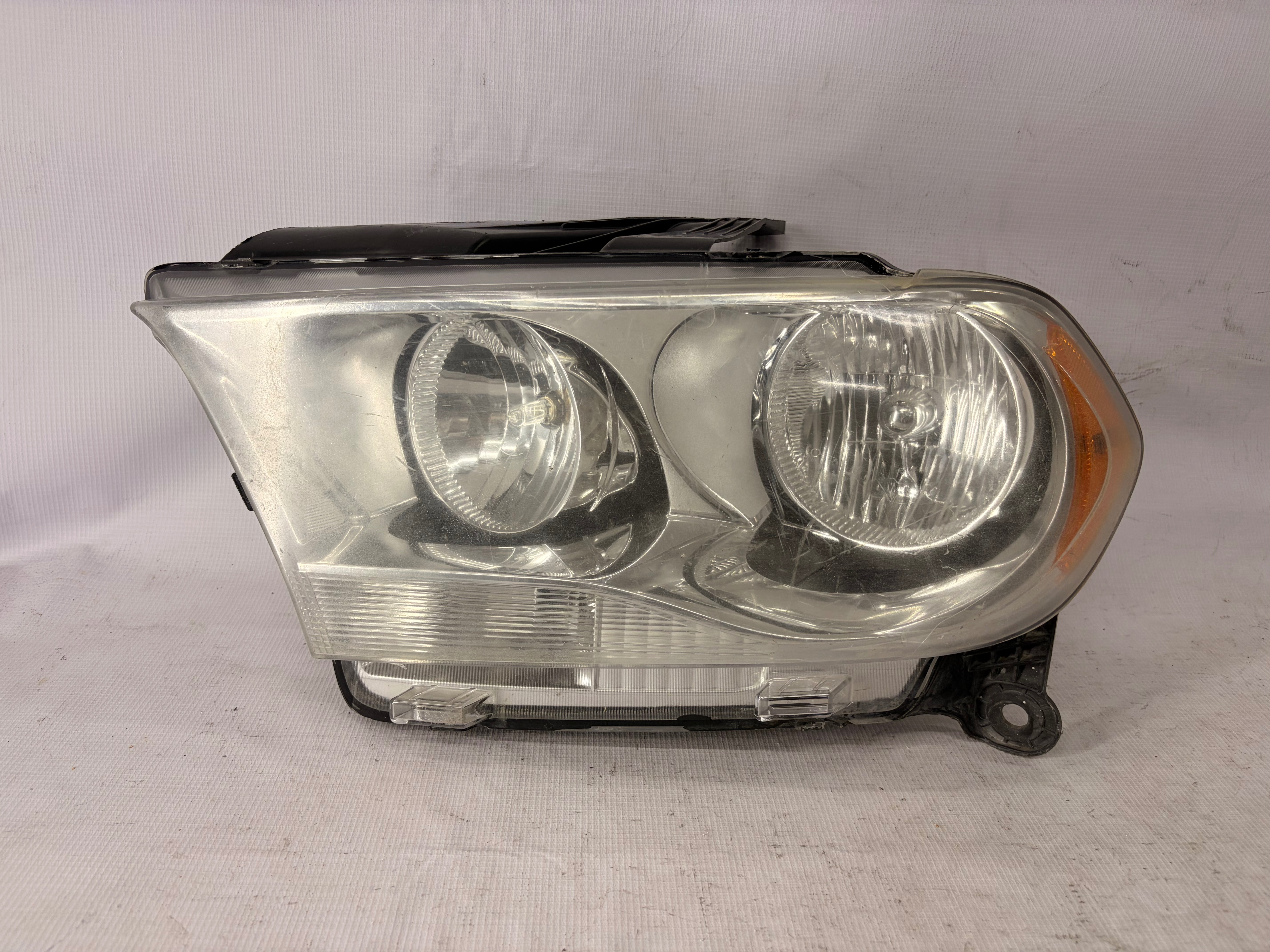 Dodge Durango 2011 - 2013 Faro Izquierdo Usado Generico